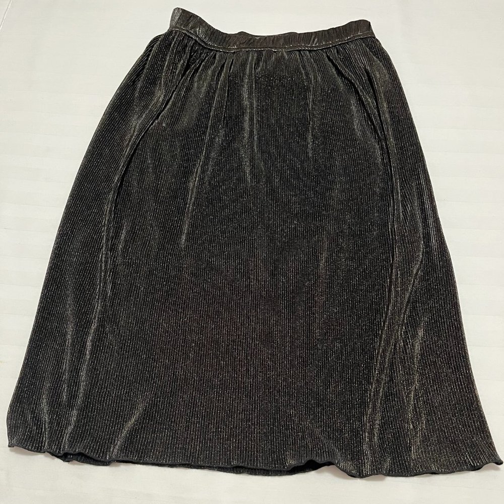 NWT Chenault Metallic  Black Skirt Size M